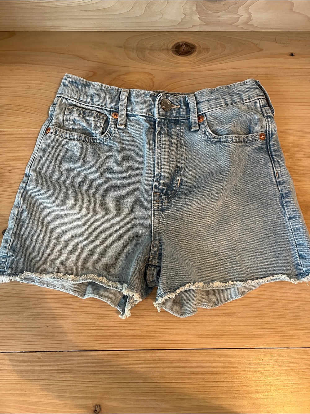 Gap girls sz 8 blue jean short - Light Blue